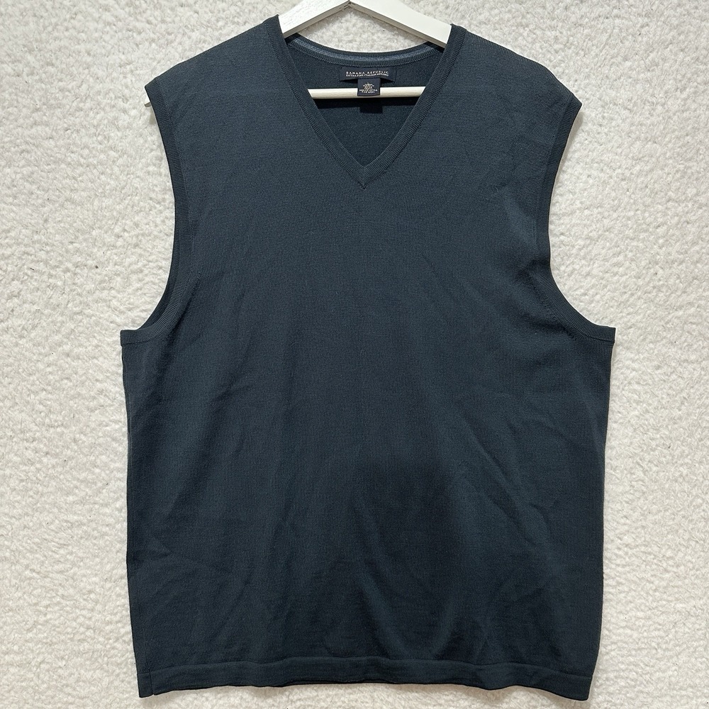 Banana Republic Extra Fine Italian Merino Blue Dash Green V-neck Vest Size L